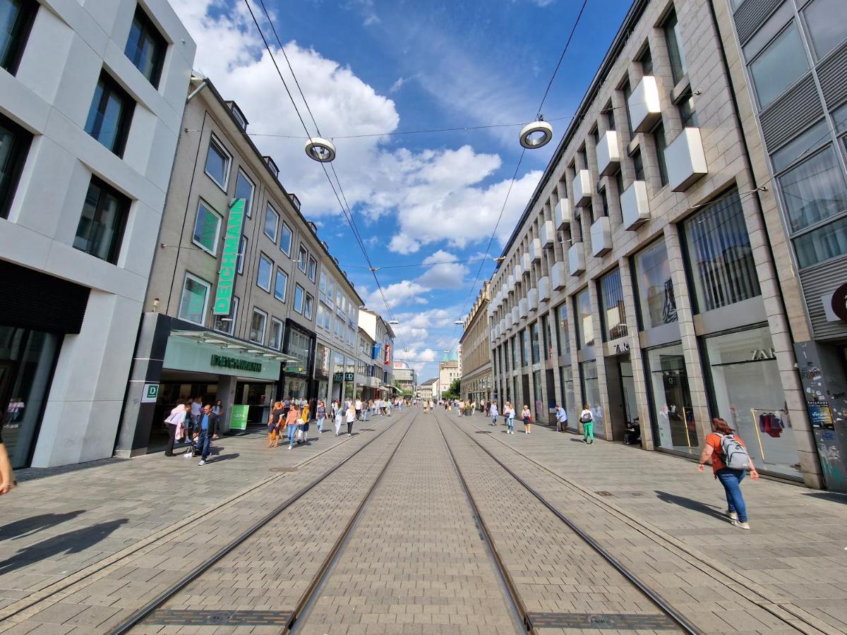 Exklusives Und Helles Dachgeschoss-Apartment No 3 Im Zentrum Von Kassel, Schnelles 1Gbit Internet, Geschirrspueler, Boxspringbetten מראה חיצוני תמונה