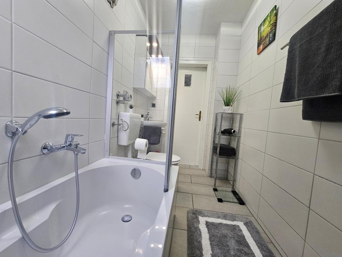 Exklusives Und Helles Dachgeschoss-Apartment No 3 Im Zentrum Von Kassel, Schnelles 1Gbit Internet, Geschirrspueler, Boxspringbetten מראה חיצוני תמונה